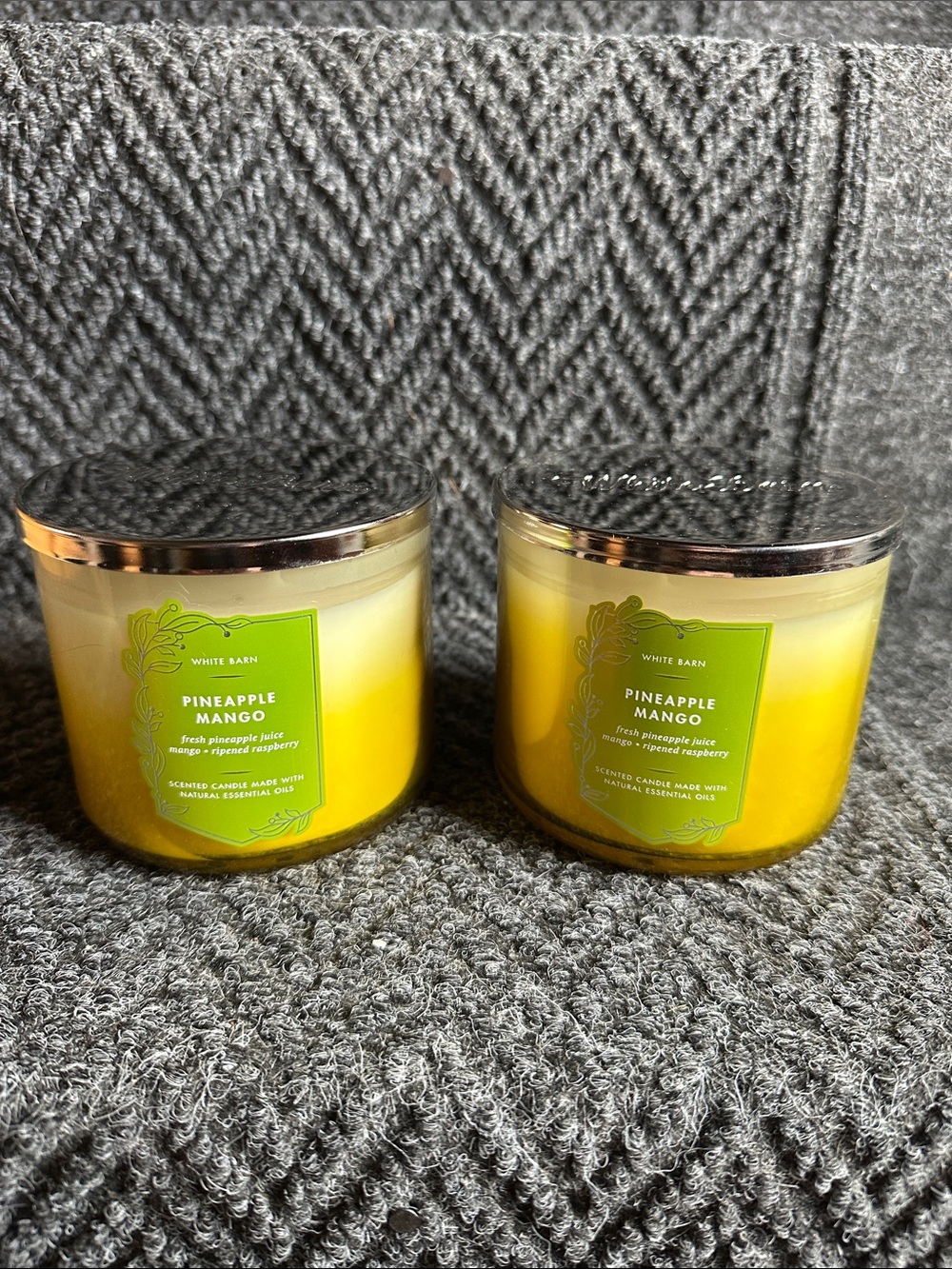 White Barn Pineapple Mango 3 Wick Candle